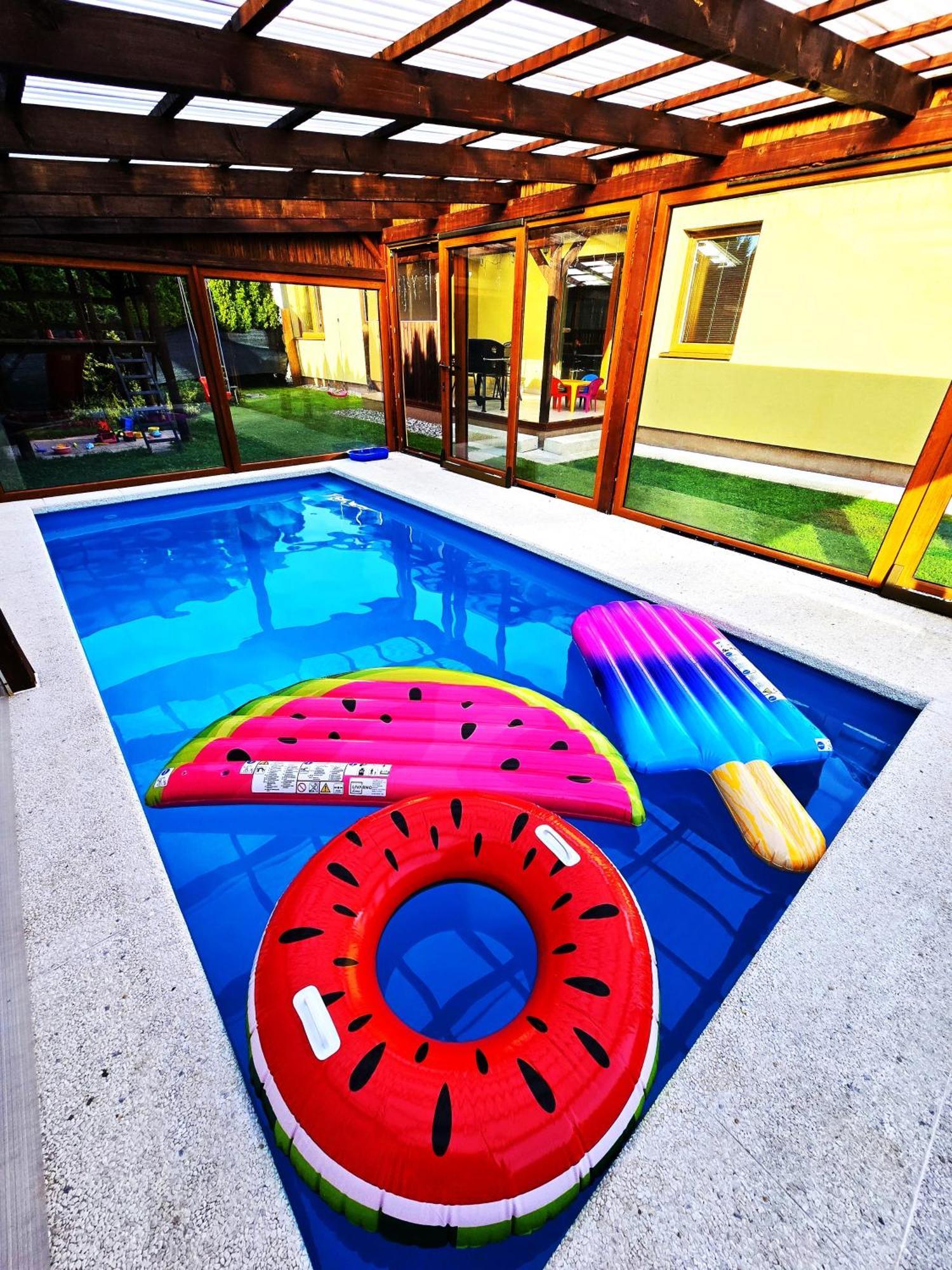 Vila Max - Whirlpool & Bazen & Sauna Velke Losiny Luaran gambar